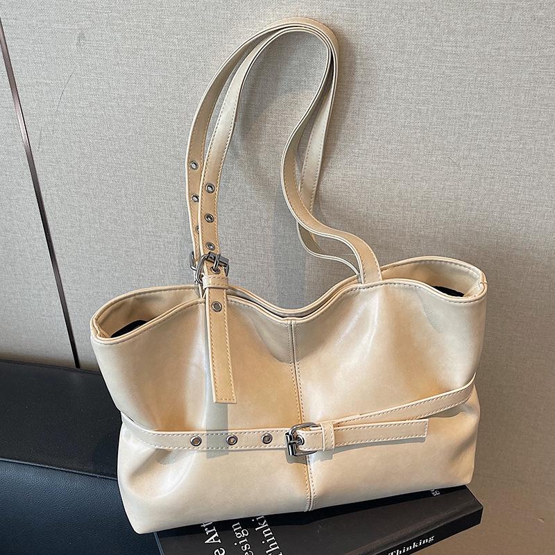 Herbst Freizeit Nische Achseltasche neue große Kapazität Pendler Tragetasche Lokomotivwind Umhängetasche Damen