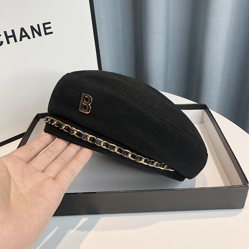 

Винтажный шерстяной берет с цепочкой и украшением B для женщин Adjustable