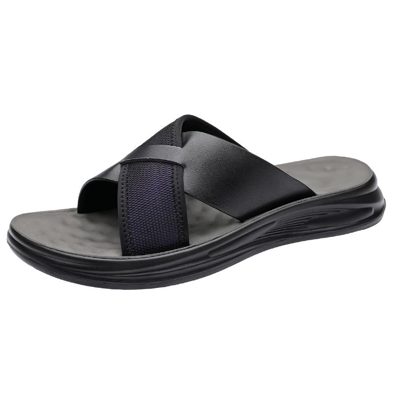 Fashion Summer New Designer Slippers for Men Solid Color Fashion Casual Anti-slip Wear-resistant Beach Shoes Male Outwear Flip Flop Man