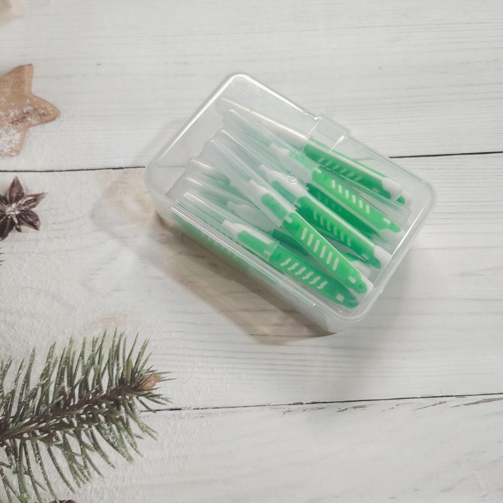 Dual-Color Orthodontic Interdental Brush for Gap and Bracket Cleaning