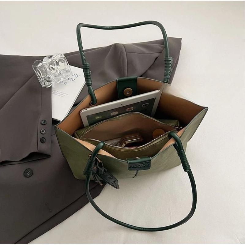 High-end Exquisite Niche Bag Women's Fashionable Versatile Female Portable Shoulder Bag Simple Soft Ladies Tote Bag