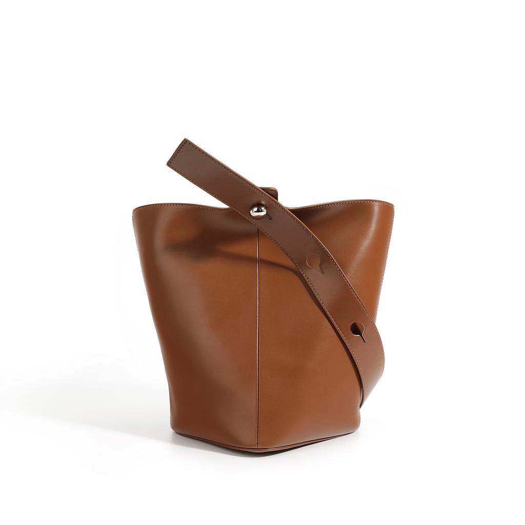 Niche Commuter Bucket Bag Women's New Fashionable Large-capacity Shoulder Crossbody Handbag Women's Bag