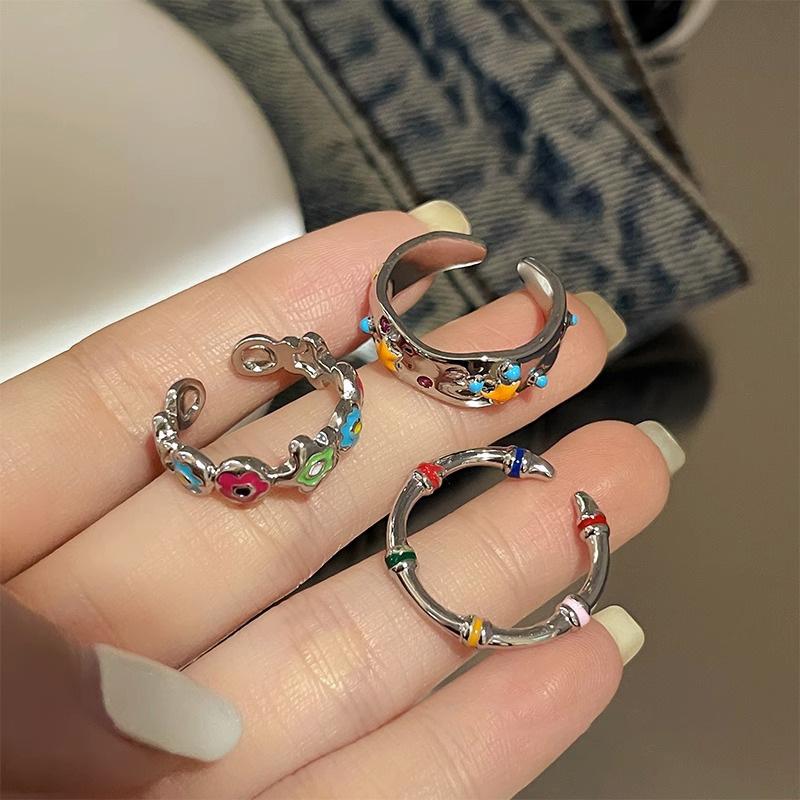 Niche Design Colorful Flower Star Adjustable Open Ring for Women - Versatile and Stylish Jewelry.