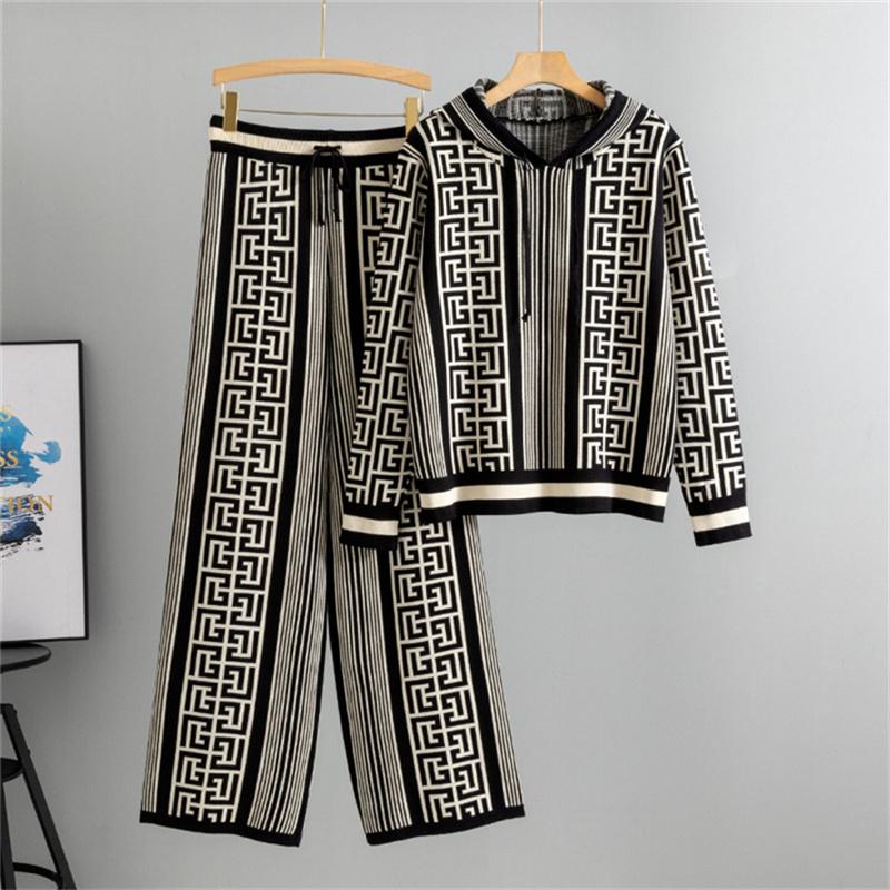 

Женский вязаный костюм на осень и зиму, худи, брюки-палаццо, комплект из двух предметов One Size чёрный