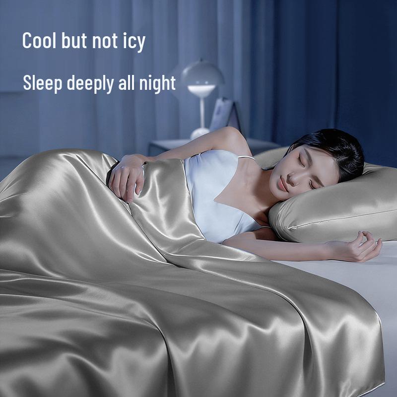 Spring/Summer Washable Ice Silk Quilt Set: Cool Summer Quilt & Thin Blanket with Cooling Fitted Sheet for Air Conditioning