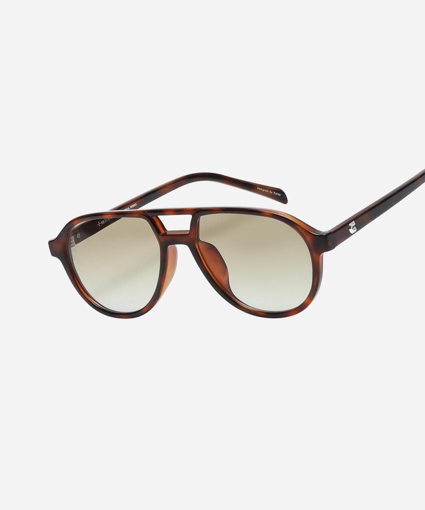 Neotelia Fayfay · S-Leopard