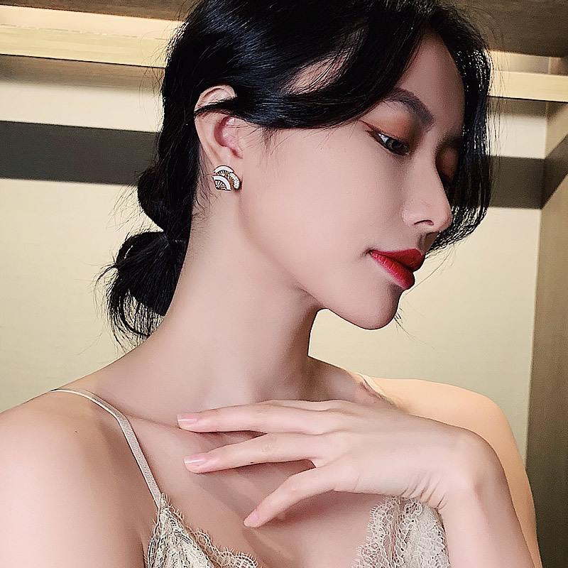 Diamond Fan-Shaped Ginkgo Biloba Stud Earrings Temperament Earrings Women'S Fashion Earrings