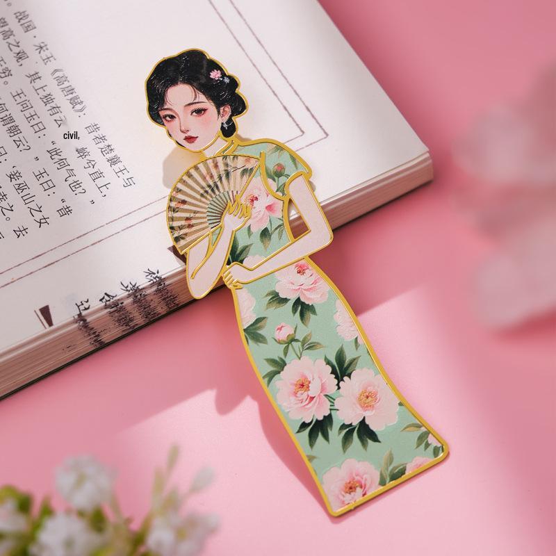 Qipao Series Retro Brass Cutout Bookmarks - Creative Ancient Style Design