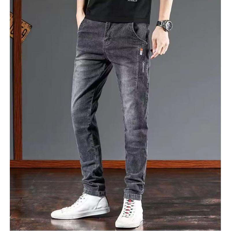 Spring 2023 Men's Slim Fit Trendy Jeans - Versatile Casual Trousers for Spring and Autumn