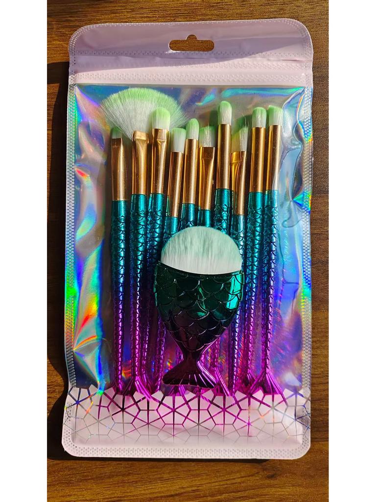 Mermaid Makeup Brush Set: 10-Piece Collection for Eyeshadow, Powder, Highlighter & Blush