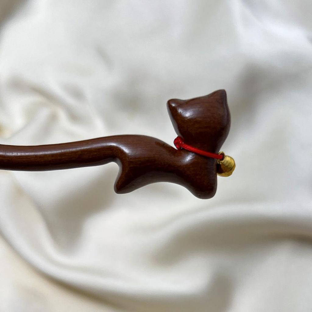 Vintage Gold Seide Sandelholz Haarnadel mit Glockenanhänger - Klassischer chinesischer Stil