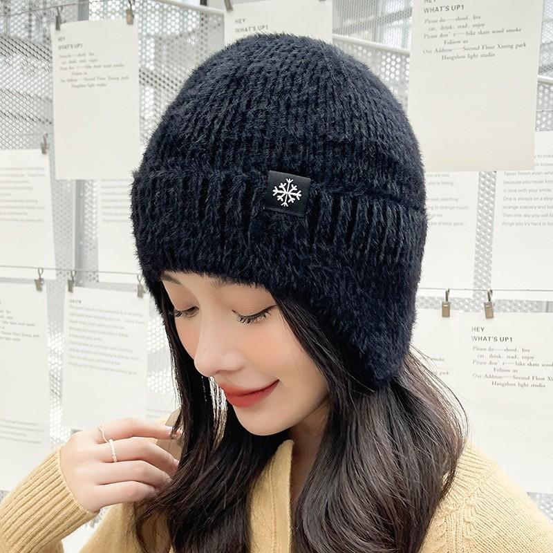 

Women s knitted woolen hat with ear protection for autumn and winter, versatile, warm, fleece-lined, pullover hat, suitable for cycling, cold and Average Size