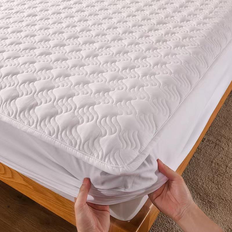 Gesteppter Matratzenbezug in Mutter-Kind-Qualität, antibakterieller und milbenhemmender Spannbettlaken, dicker All-Inclusive-Bettschutzbezug