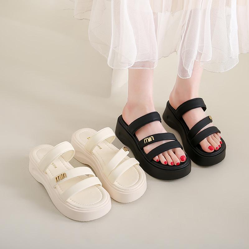 Slippers Women's Summer Outer Wear 2025 New Thick-soled One-word Drag Fashion Trendy Wear Two Wear Beach Women's Shoes Large Size Cool Slippers