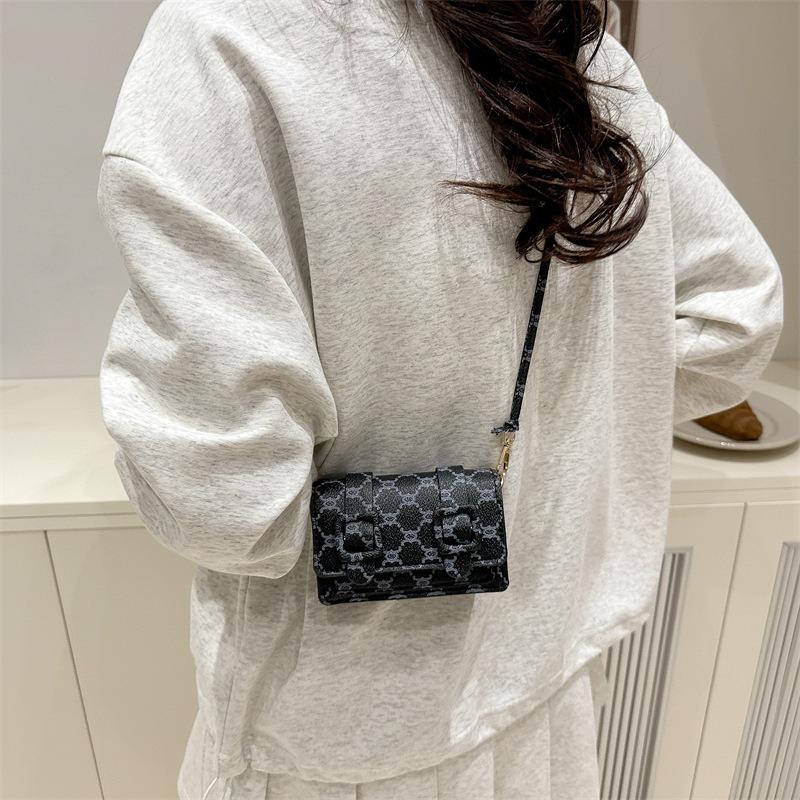 Retro trend texture casual shoulder messenger bag small square bag premium texture exquisite mini