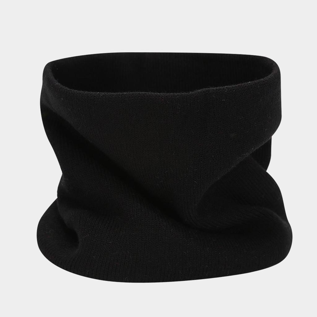 Trendy Oversized Hat, Scarf, and Gloves Set: Winter Outdoor Warmth with Face-Slimming Design