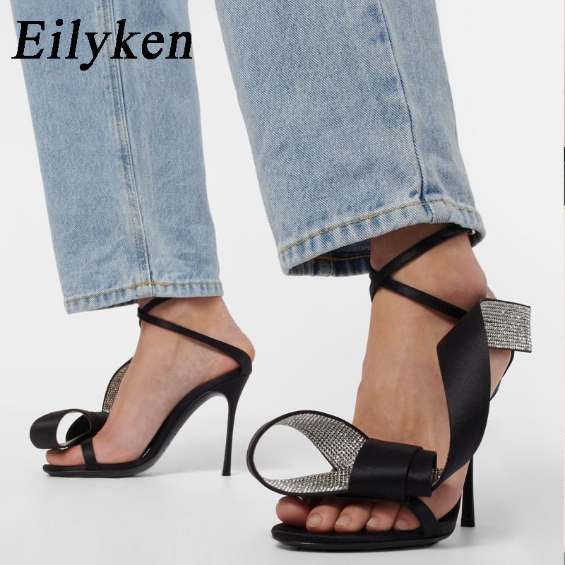 

Eilyken Plus 35-42 Кристалл Сатин Пип Носок Пряжка Ремешок Женские Сандалии Тонкие Каблуки Женская Свадебная Вечеринка Стриптизерша Обувь