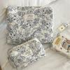 1pc Vintage Flower Makeup Bag Large Capacity Cosmetic Storage Bag Portable Travel Toiletry Bag with Zipper Cosmetic Organzier