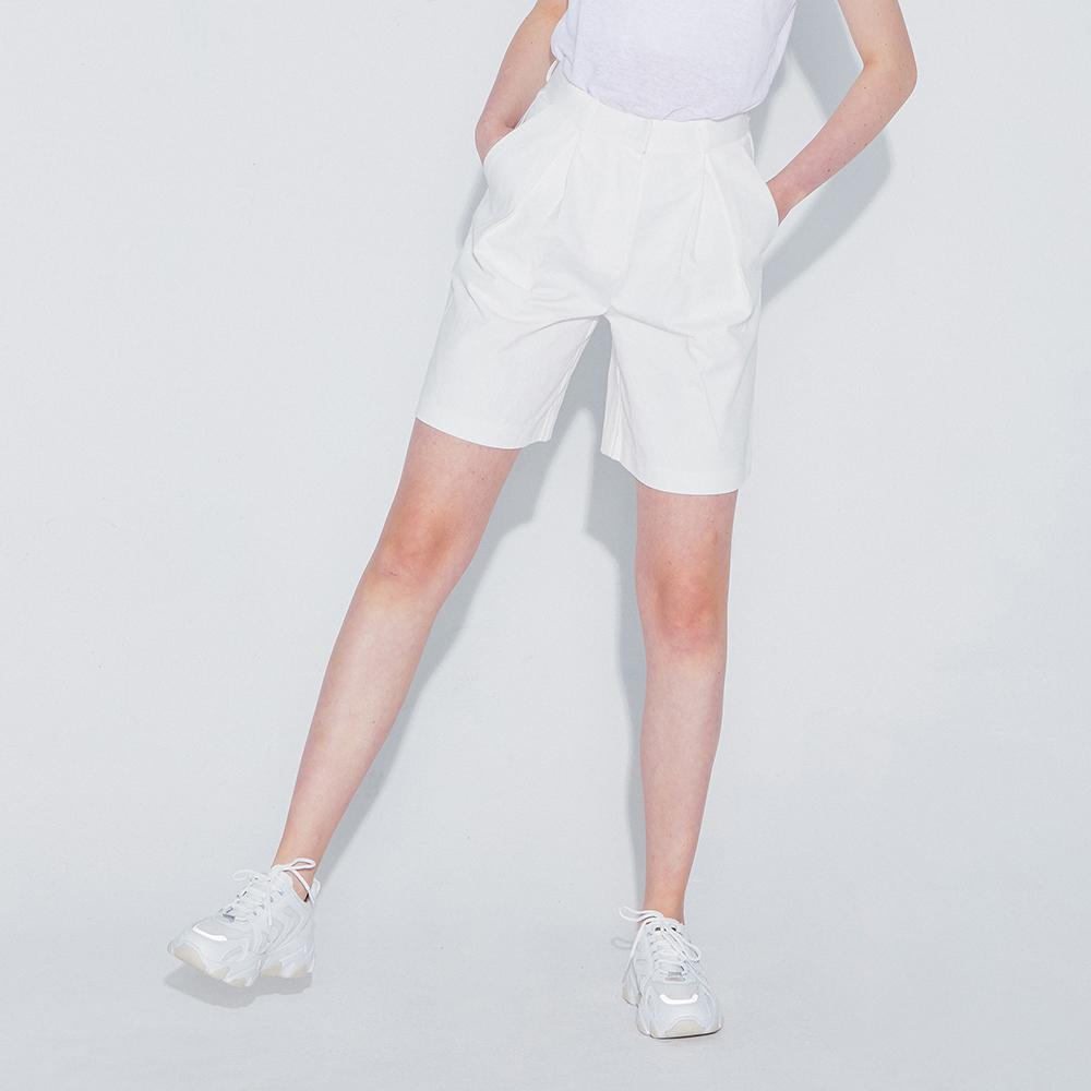 WEDNESDAY DELIGHT Bermuda Pants_Ivory