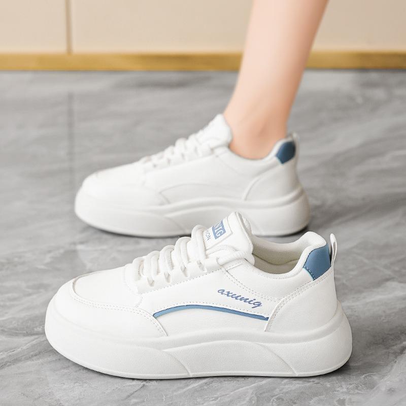 Spring Little White Shoes New Female Versatile Student Platform Sports Board Shoes Casual Shoes Female SH506