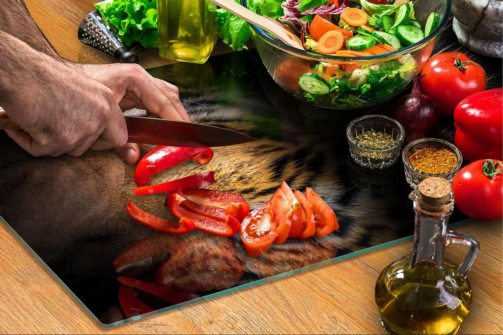 GLASS CUTTING BOARD 45x52 Tiger