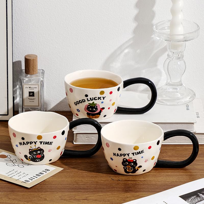 

Керамическая кружка Креативная мультяшная чашка для воды Милая кружка в горошек Керамический стаканчик для полоскания рта Парная кружка Большая ручка 301-400ml