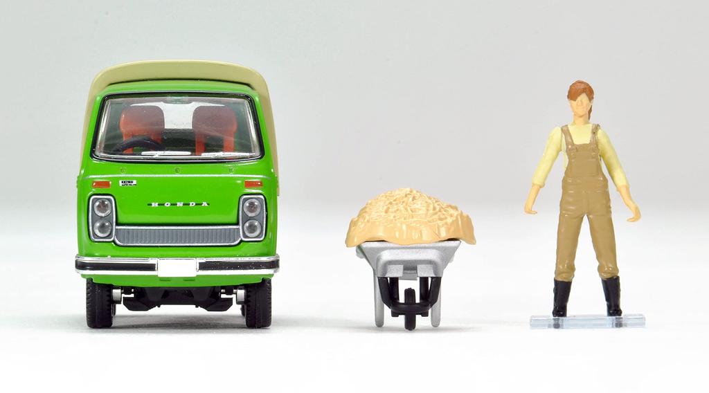 Tomica Limited Vintage Neo 164 LV-N15c Honda TN-V Super Deluxe Green with Figure Completed Product 320197