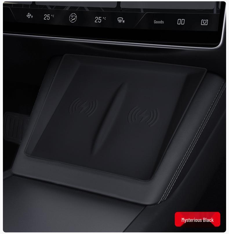 Tesla Model 3 2023 Wireless Charging Non-slip Silicone Pad for Center Console