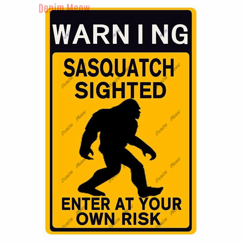 Vintage Bigfoot Crossing Metal Wall Decor, Warning Bigfoot Area, Tin Signs, Retro Decorative Stickers, Home Decor,  WY288