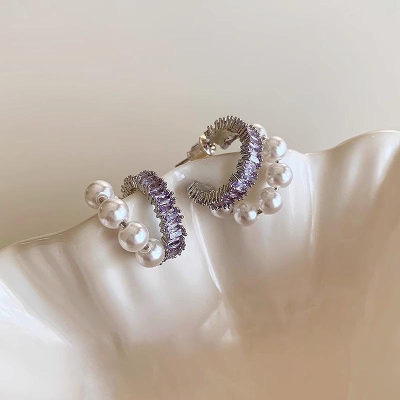Luxurious Pearl Purple Zirconia Stud Earrings: Elegant, Versatile, and Stylish