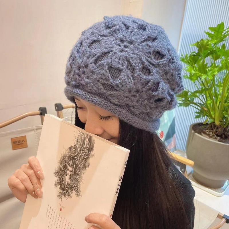 Handmade crochet hat women's autumn and winter versatile warm soft flower pullover hat double-layer knitted wool hat head hat