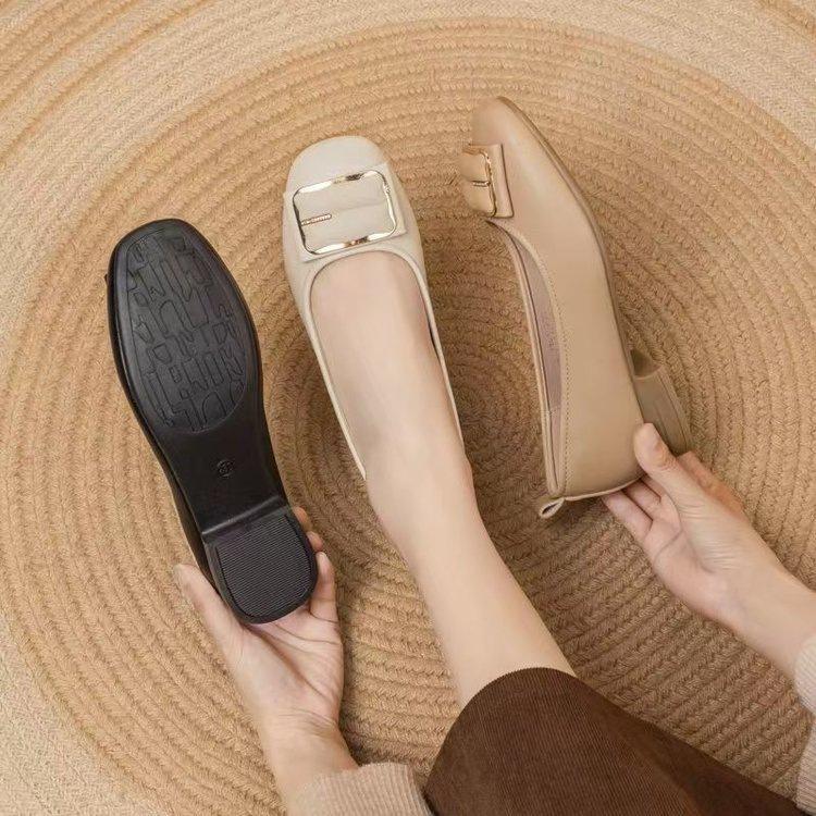 2025 autumn new shallow single shoes women's soft leather soft-soled mother shoes one pedal shallow mouth versatile square head thick heel shoes