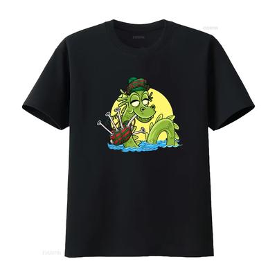 Schottland Loch Ness Monster Dudelsack Tartan Tag T-Shirt Einzigartiges Design Bequemer Stoff Perfekt für Feiern vintage Weich