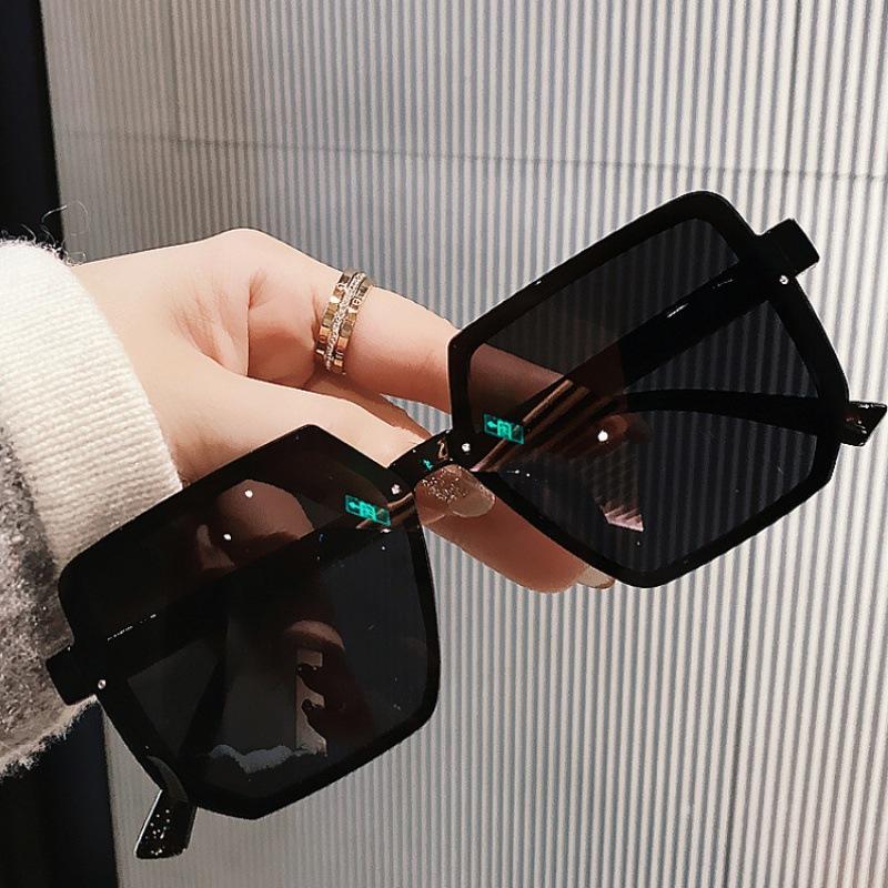 Women's Polygon Sunglasses Women Classic Vintage Small Frame New Sun Glasses Outdoor Driving Fashion Eyewear UV400 Oculos De Sol