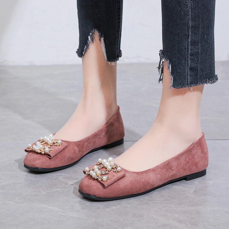2025 Spring and Autumn New Single Shoes Women's Versatile Square Head Flat-soled Doudou Shoes Wedding Shallow Mouth Xiuhe Shoes Antique Women's Shoes