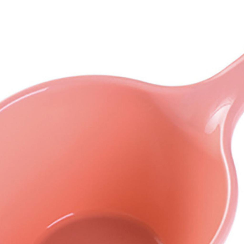 Plastic Water Ladle Bath Ladle Dippers Water Bath Scoop Bathroom Water Scoop Cup Home Essential for Watering Flowers