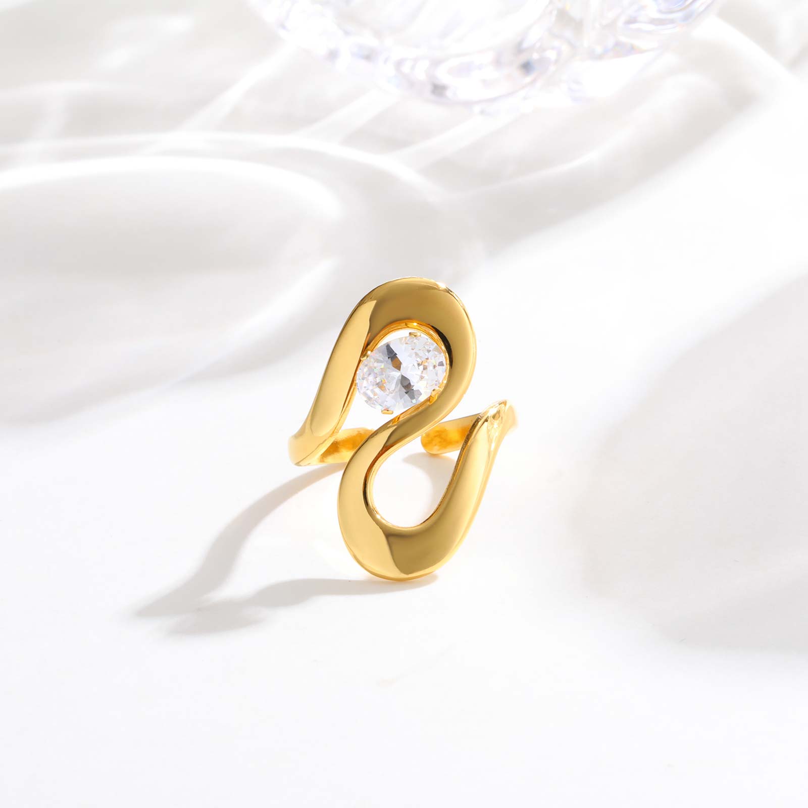 

Cubic Zircon Irregular Hollow Opening Ring for Women, Geometric Twist Lines Stainless Steel Ring, Fashion Waterproof Jewelry