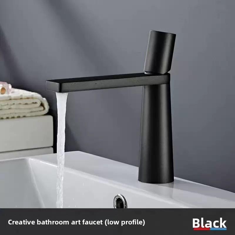 

Elegant Black Single Handle Bathroom Faucet - Stainless Steel Basin Mixer Tap with Hot/Cold Water for Modern Vanity Sink