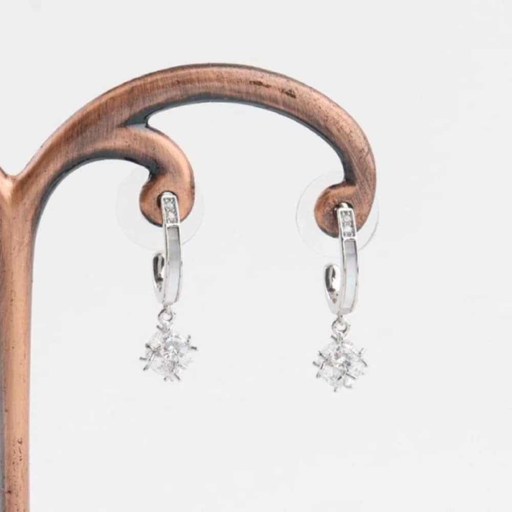 Women's Silver Half Ring Drop Snow Crystal Earrings (14665154)