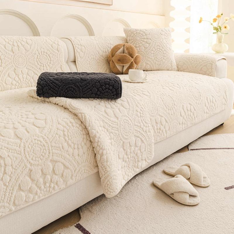 1PC Plush Sofa Cushion Winter Warm Dust-proof Universal Sofa Cover Cloth Towel Cream Style Thicken Pet Mat for Living Room Dcor