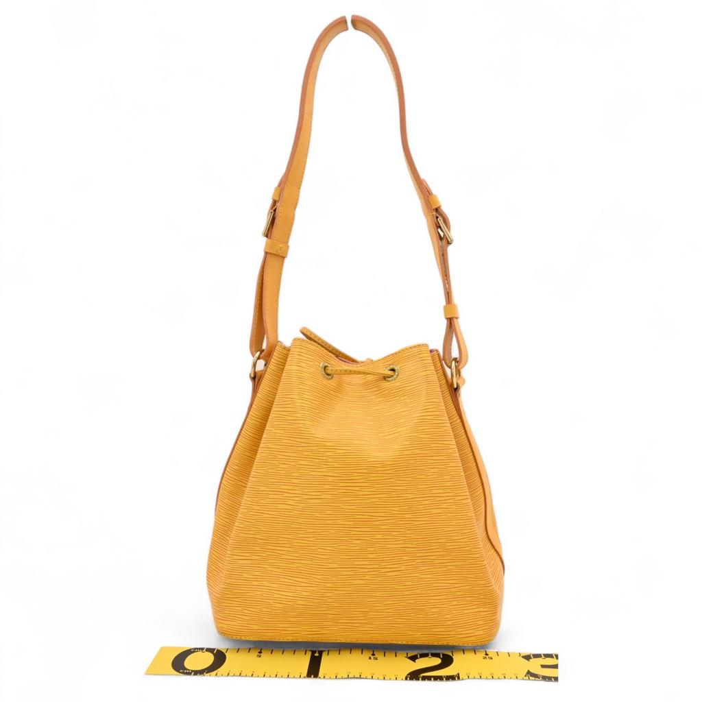 Auth LOUIS VUITTON Epi Petit Noe Shoulder Bag Yellow Leather M44109 lv6630cf