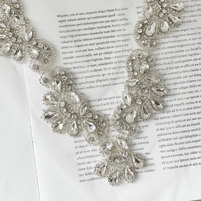 Heavy Industry Bead Rhinestone V-neck Decorative Applique  Lace Mesh Bow Patches Clothing Dress DIY Sewing Accessories