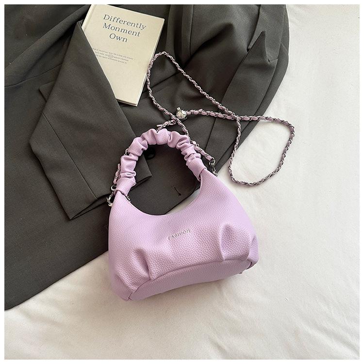 

Foreign style small bag, new fashion niche design messenger bag in summer 2025, fashionable and exquisite portable cloud bag