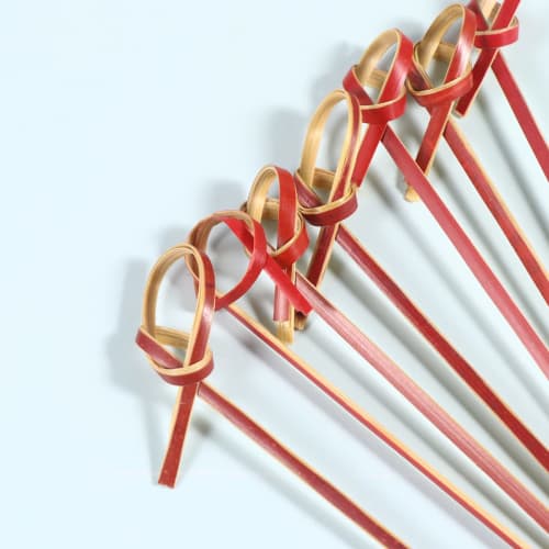OUNONA Disposable Bamboo Toothpicks, Thick Knotted, 200-Piece Set, 12cm, for Fruit, Appetizers, Sushi, Sandwiches, Hamburgers, Cake Toppers, Party Sup