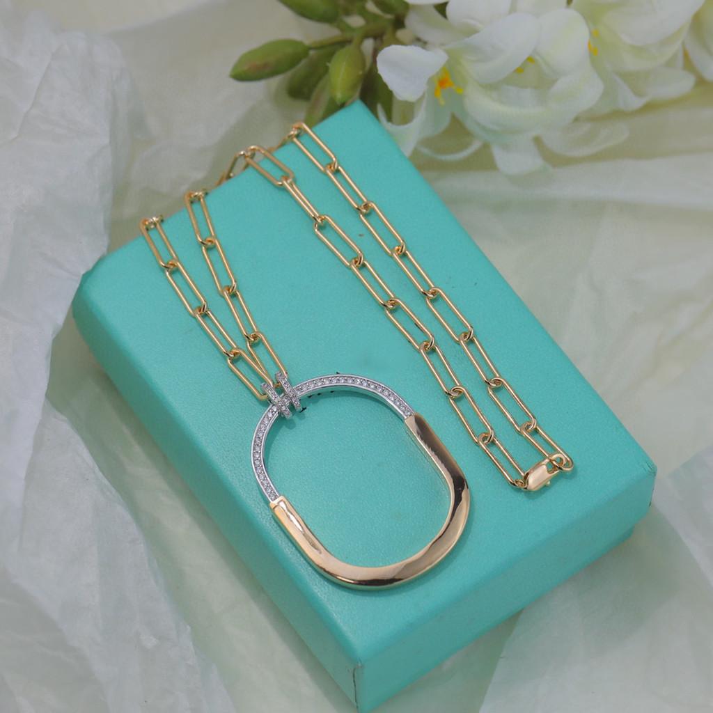 Aurous Material Electroplated 18k Large Semi Diamond Necklace LOCK ROSE Collaboration Series The Sparkling Light of Inlaid Diamonds Shines Brilliantly