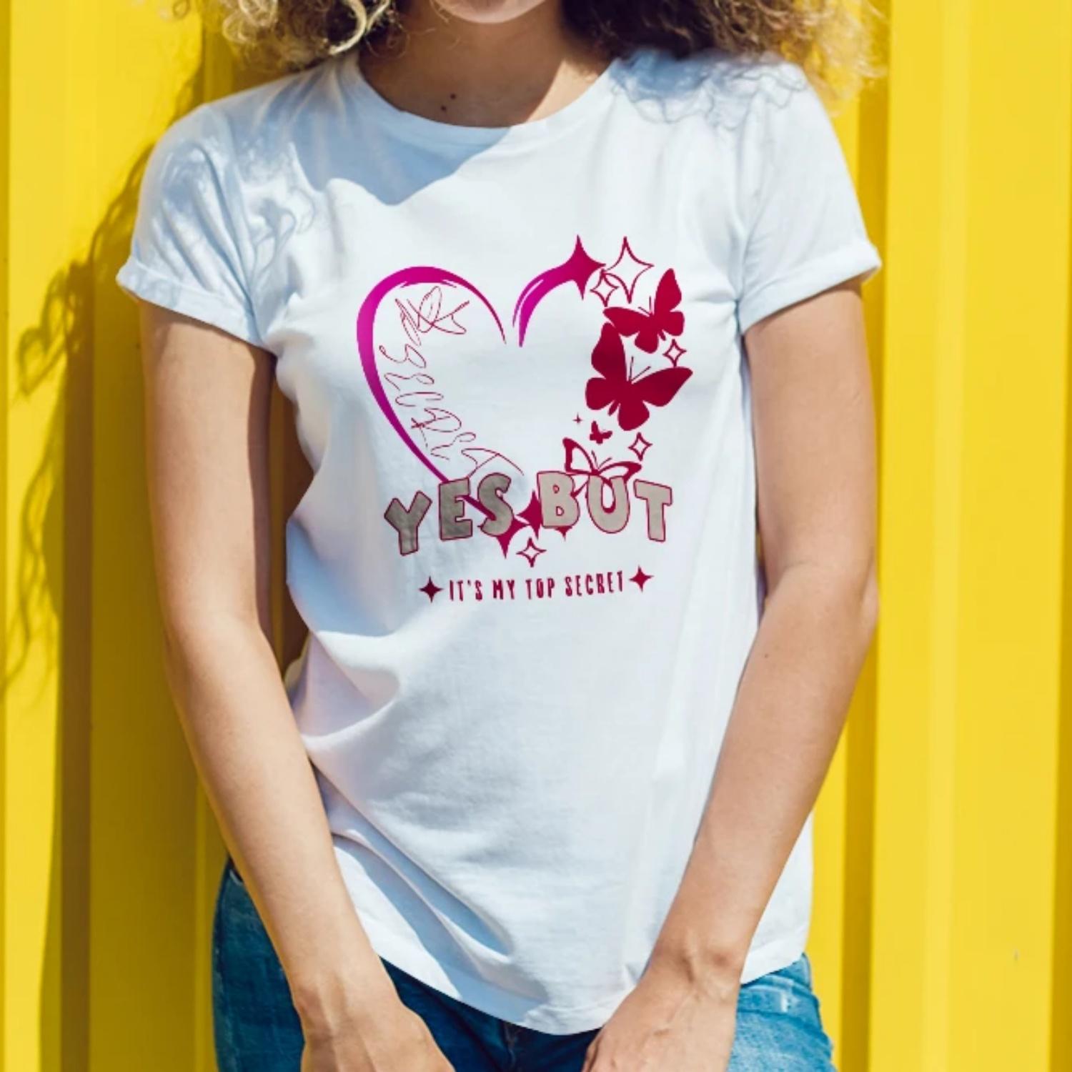 Women s round neck butterfly print T-shirt, casual and fashionable, spring and summer women s T-shirt, showing youthful vitality S