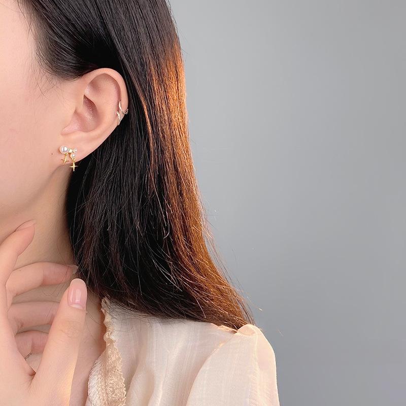 Fashionable Four-pointed Pearl Earrings for Women with Niche Design High-end Earrings