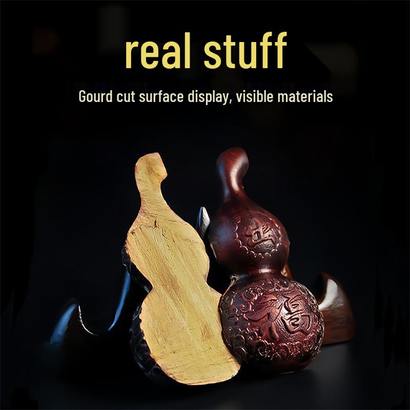 Peach Wood Gourd Car Pendant - Rearview Mirror Hanging Ornament for Safe Travel.