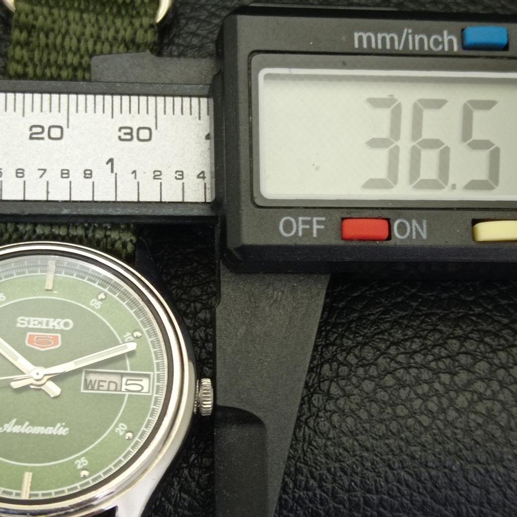 JAPAN VINTAGE SEIKO 5 AUTOMATIC 6309A MENS GREEN COLOR DIAL WATCH A701608-5 R206c-a701608