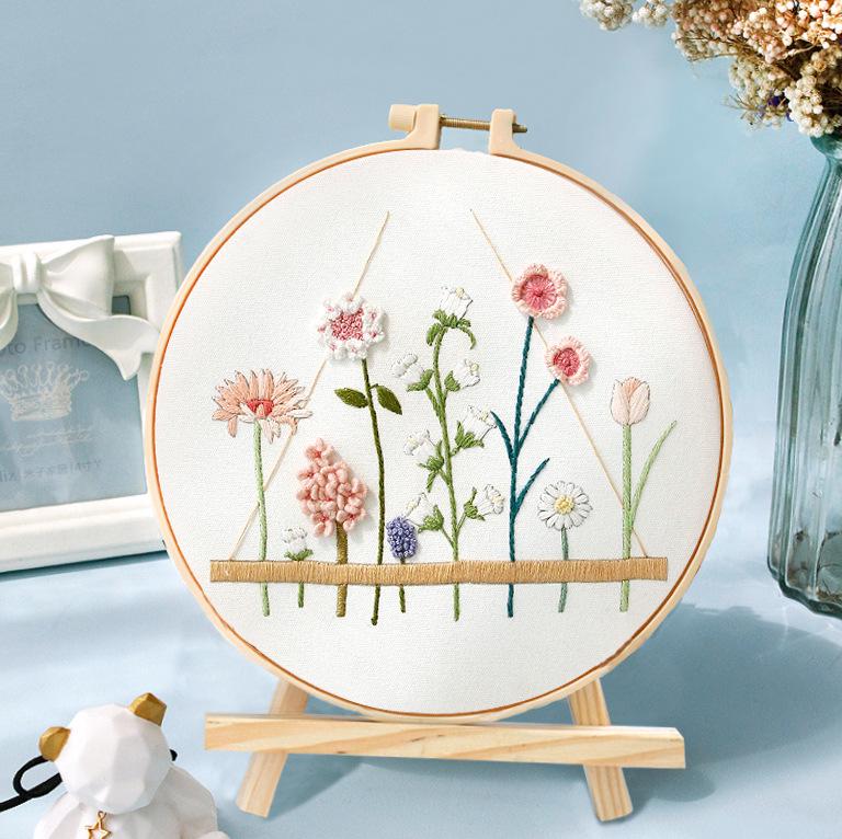 Beginner DIY Embroidery Kit: Su & Xiang Patterns Cross Stitch with French Techniques